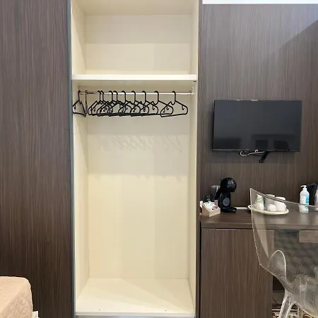 La Piazza ベッド・アンド・ブレックファスト ナポリ