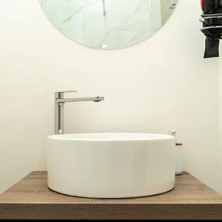 ベッド・アンド・ブレックファスト La Piazza