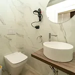 La Piazza Couette-café 4*