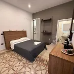 La Piazza 4* Naples