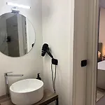 La Piazza Bed & Breakfast 4*