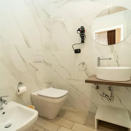 La Piazza Bed & Breakfast 4*