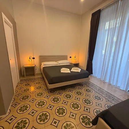 Oda ve Kahvaltı La Piazza